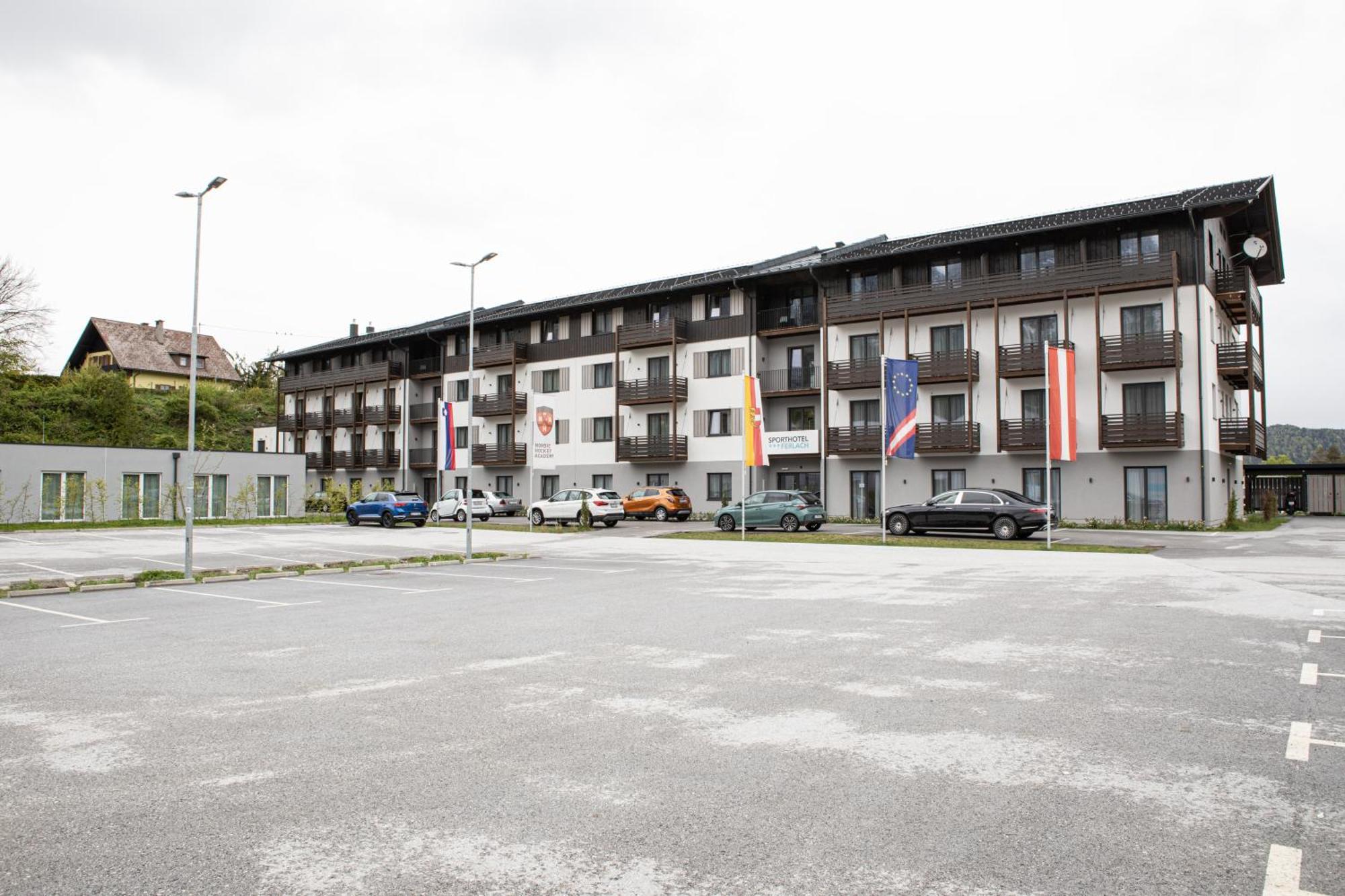 Sporthotel Ferlach Exteriör bild